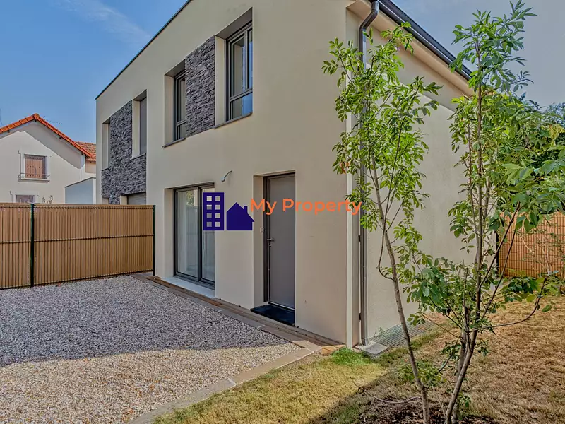 Maison, 83 m²