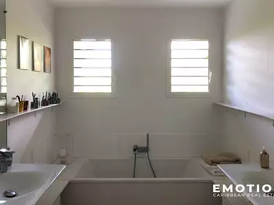 Maison, 250 m²