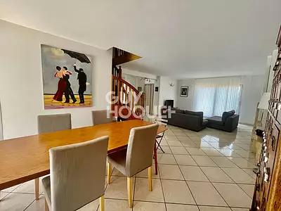 Maison, 158,76 m²