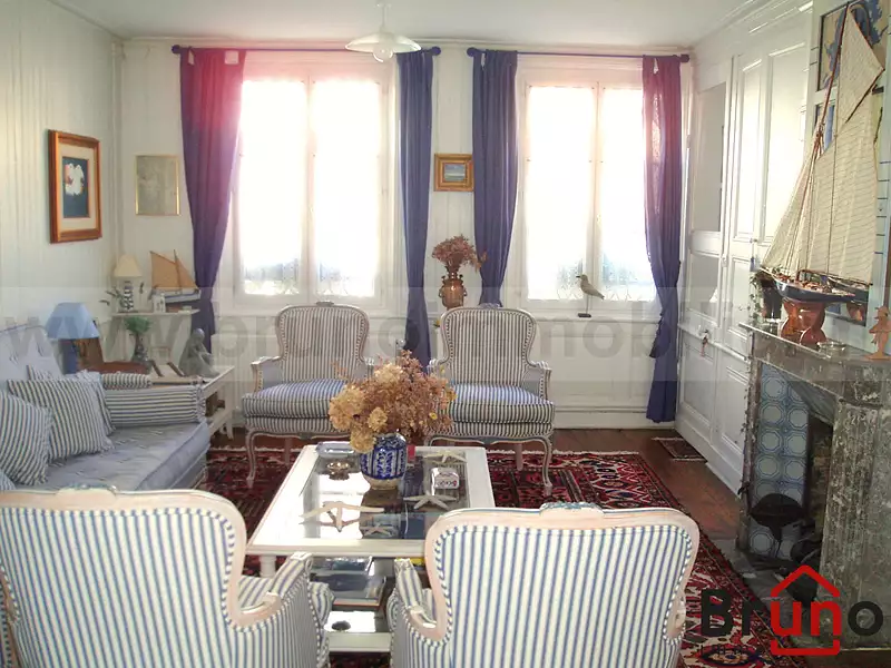 Maison, 257,85 m²