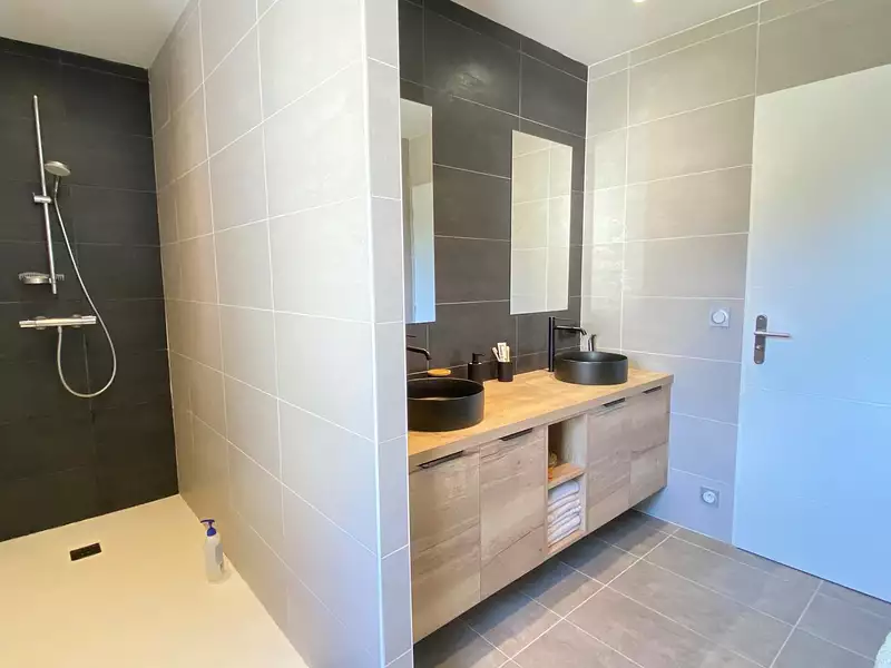 Maison, 163 m²