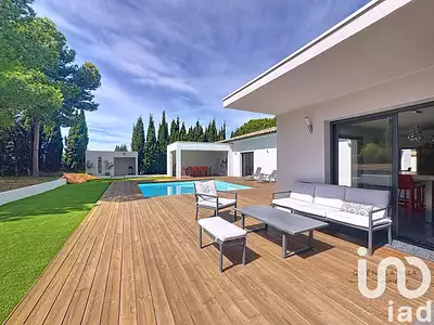 Maison, 260 m²
