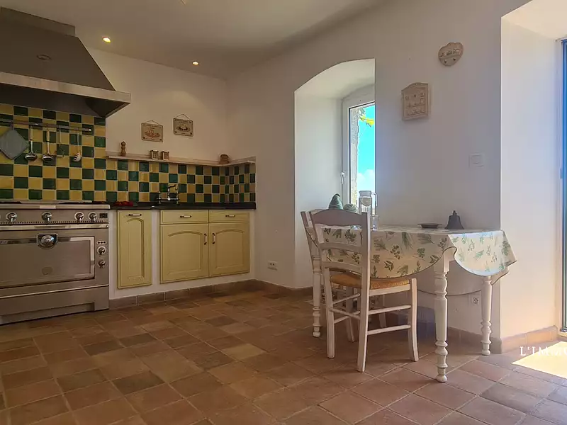 Maison, 199,84 m²