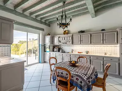 Maison, 287 m²