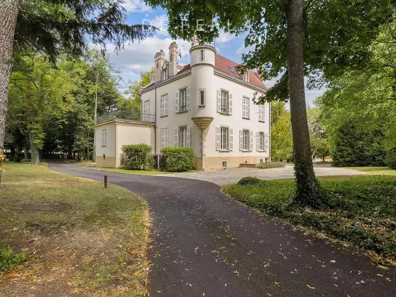 Maison, 800 m²