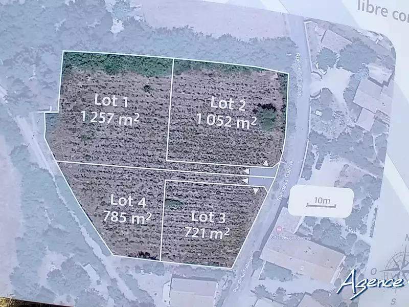 Terrain, 785 m²