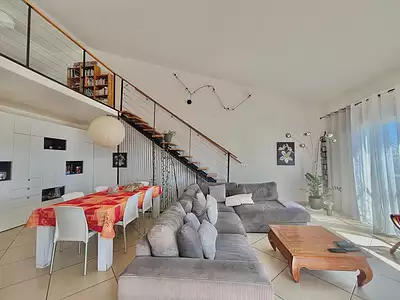 Maison, 220 m²