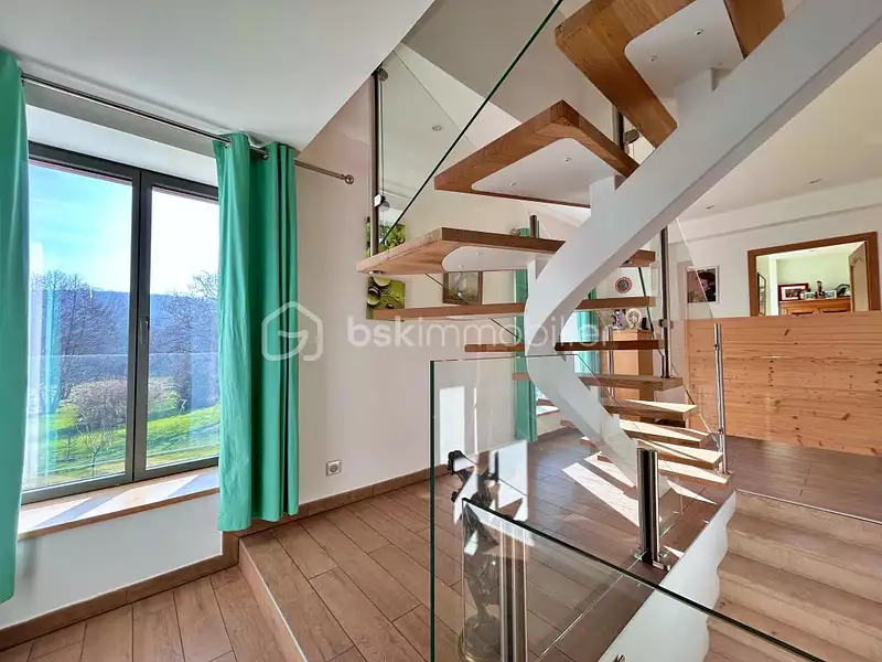Maison, 785 m²