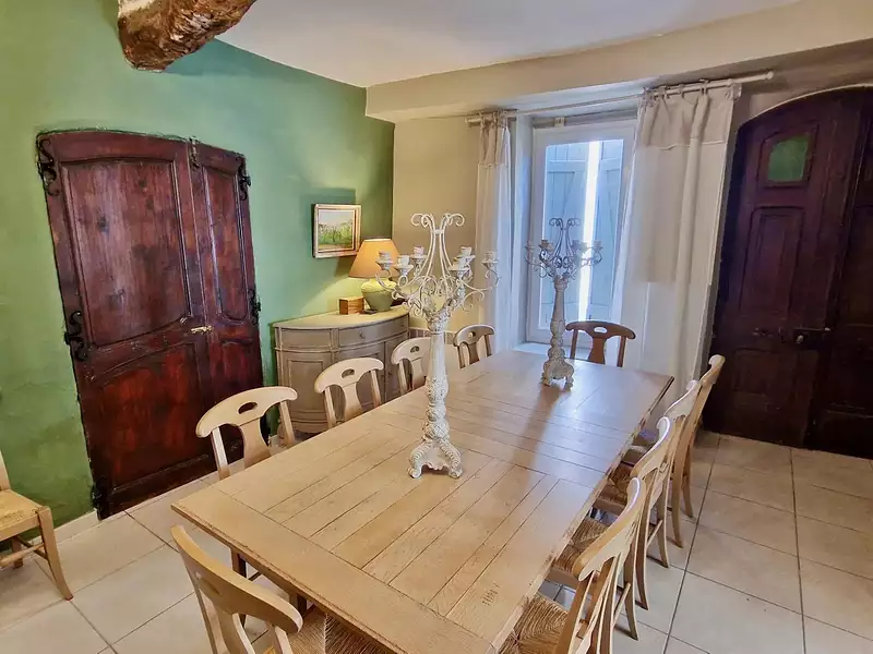 Maison, 220 m²