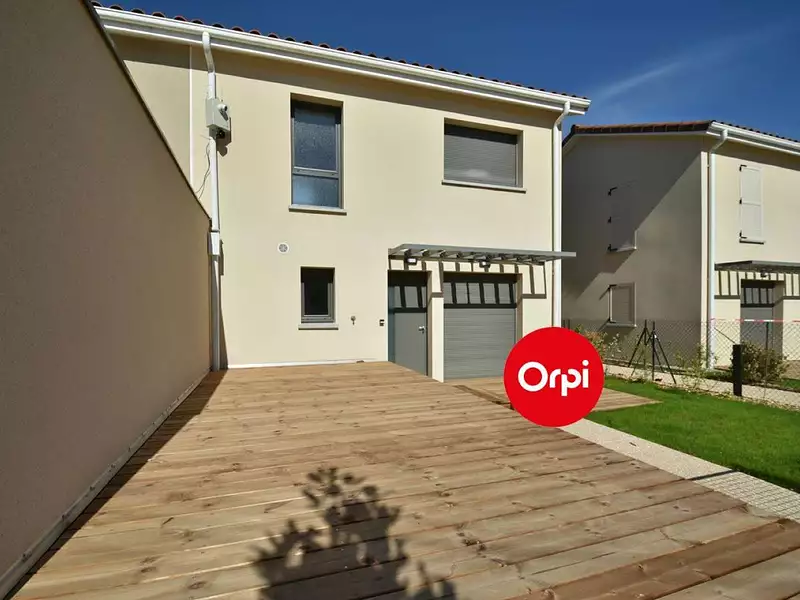 Maison, 77 m²