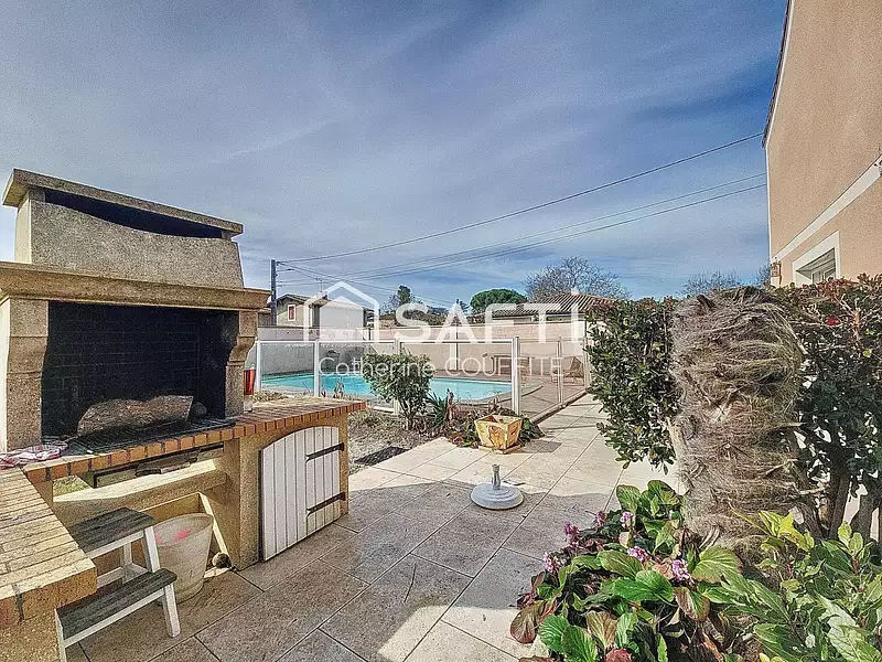 Maison, 166 m²