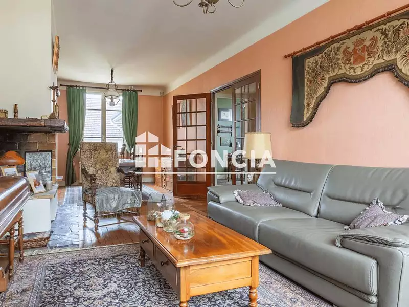 Maison, 238 m²