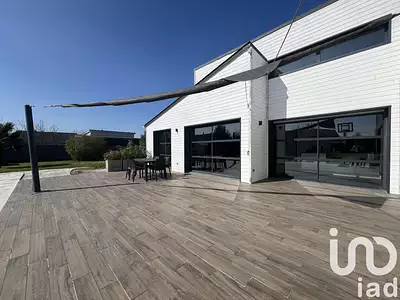 Maison, 174 m²