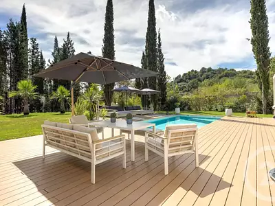 Maison, 170 m²