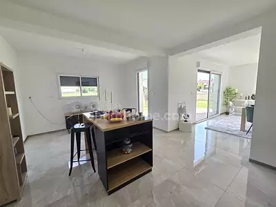 Maison, 122 m²