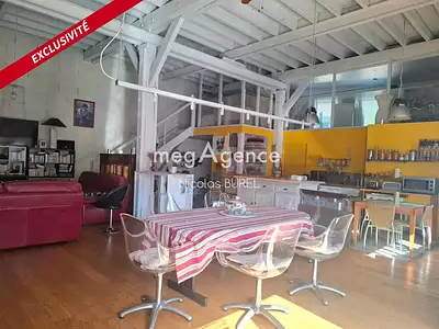 Maison, 220 m²