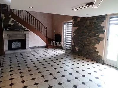 Maison, 177 m²
