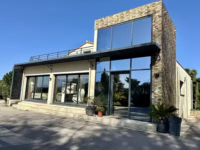 Maison, 270 m²