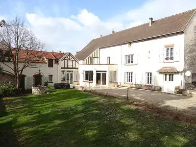 Maison, 242 m²