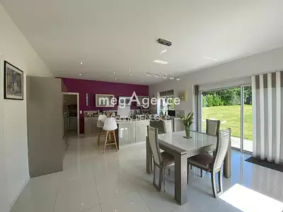 Maison, 288 m²