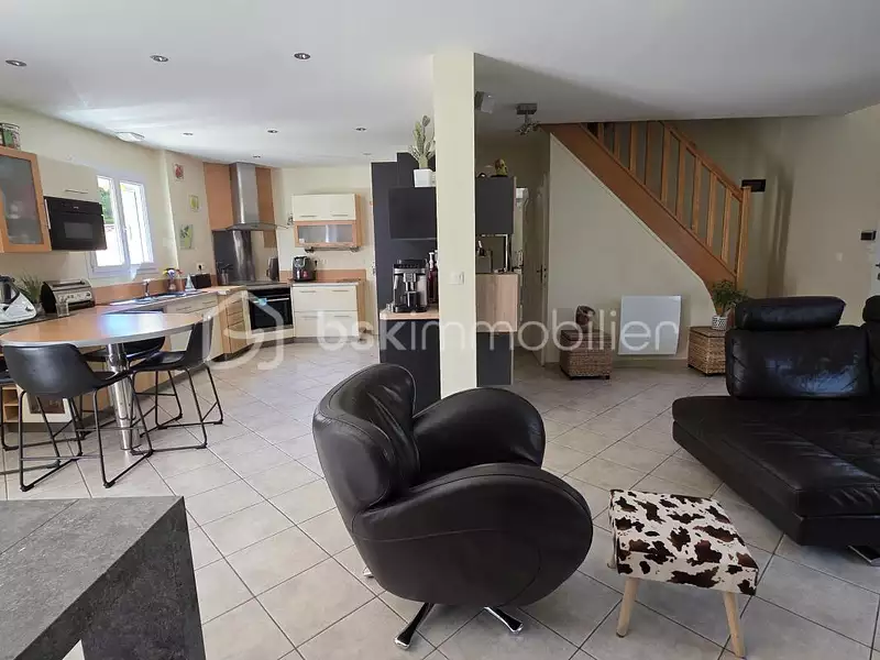 Maison, 111 m²