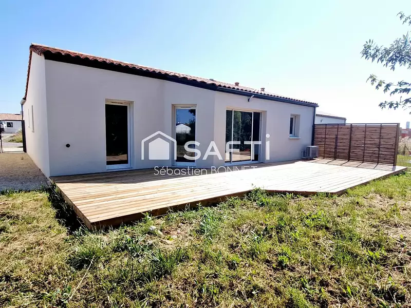 Maison, 84 m²