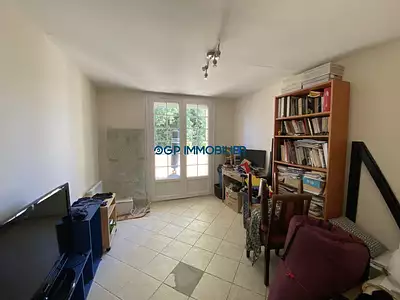 Maison, 180 m²