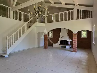 Maison, 250 m²