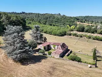 Maison, 270 m²