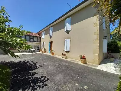 Maison, 300 m²