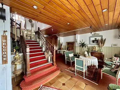 Maison, 1 300 m²