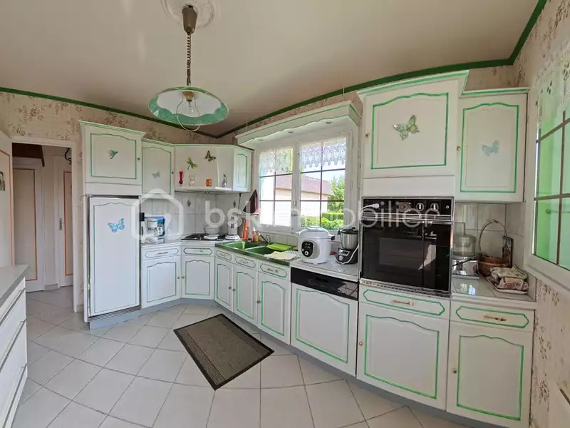 Maison, 250 m²