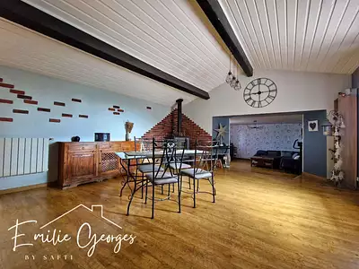 Maison, 195 m²