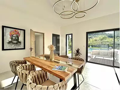 Maison, 170 m²