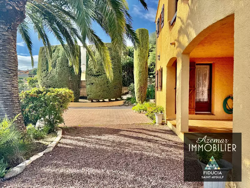 Maison, 163 m²