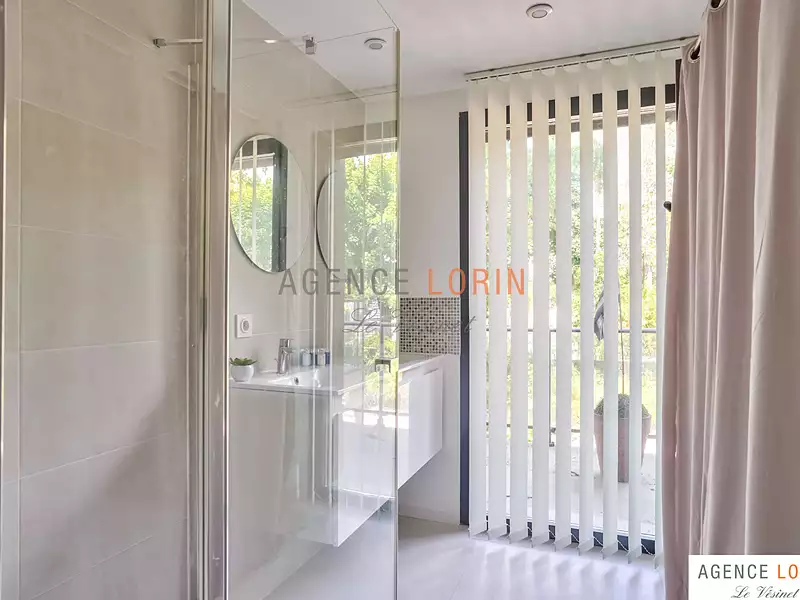 Maison, 270 m²