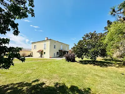 Maison, 266 m²