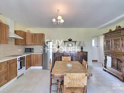 Maison, 340 m²