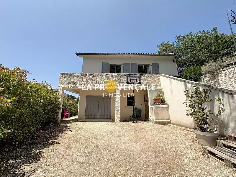 Maison, 92 m²