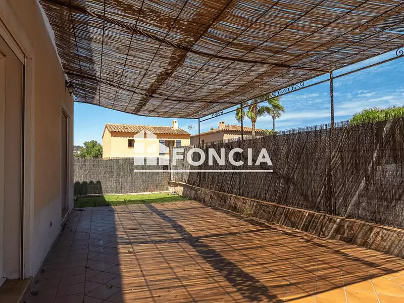 Maison, 75 m²