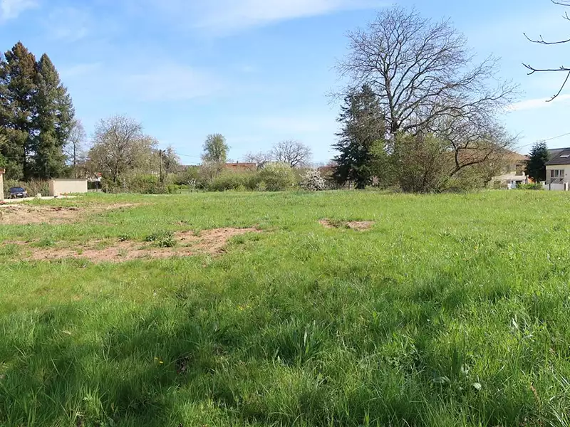 Terrain, 760 m²