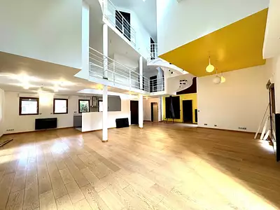 Maison, 255 m²