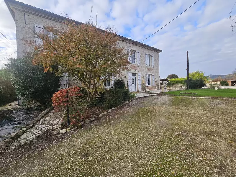 Maison, 310 m²