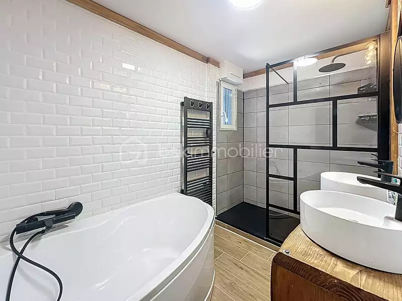 Maison, 137 m²