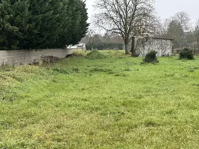 Terrain, 2 300 m²