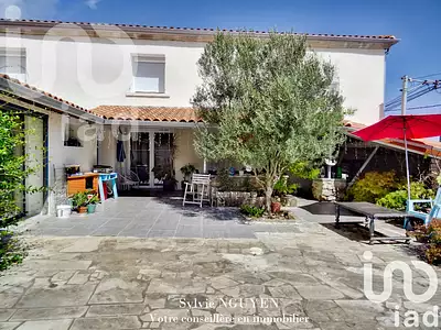 Maison, 163 m²