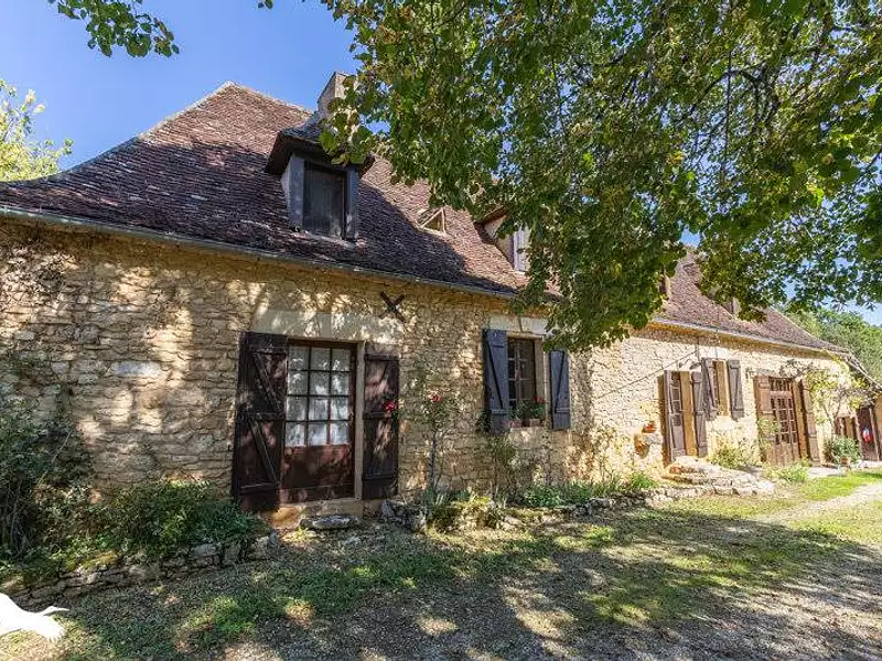 Maison, 196 m²