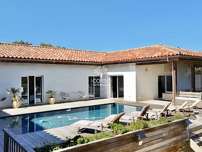 Maison, 325 m²