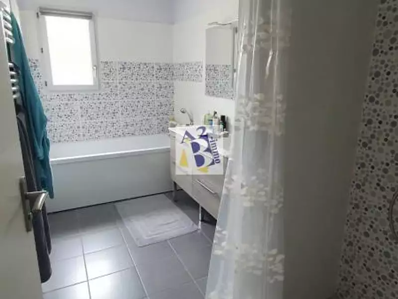 Maison, 125 m²