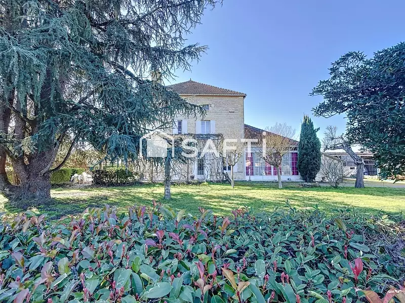 Maison, 290 m²